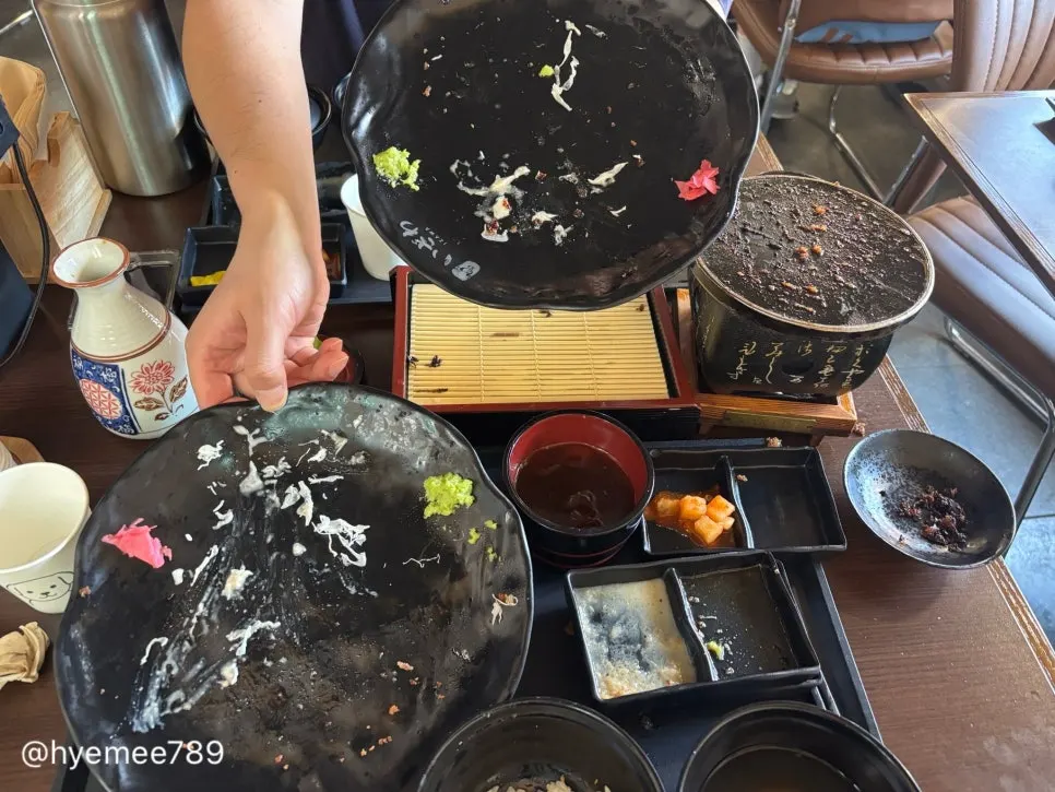 Lunch spread with gyukatsu and cold soba together