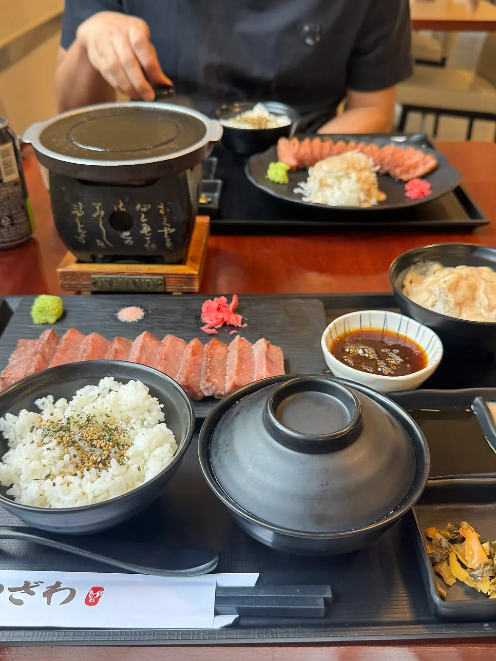 Menu board at Izawa Sharosu-gil Branch