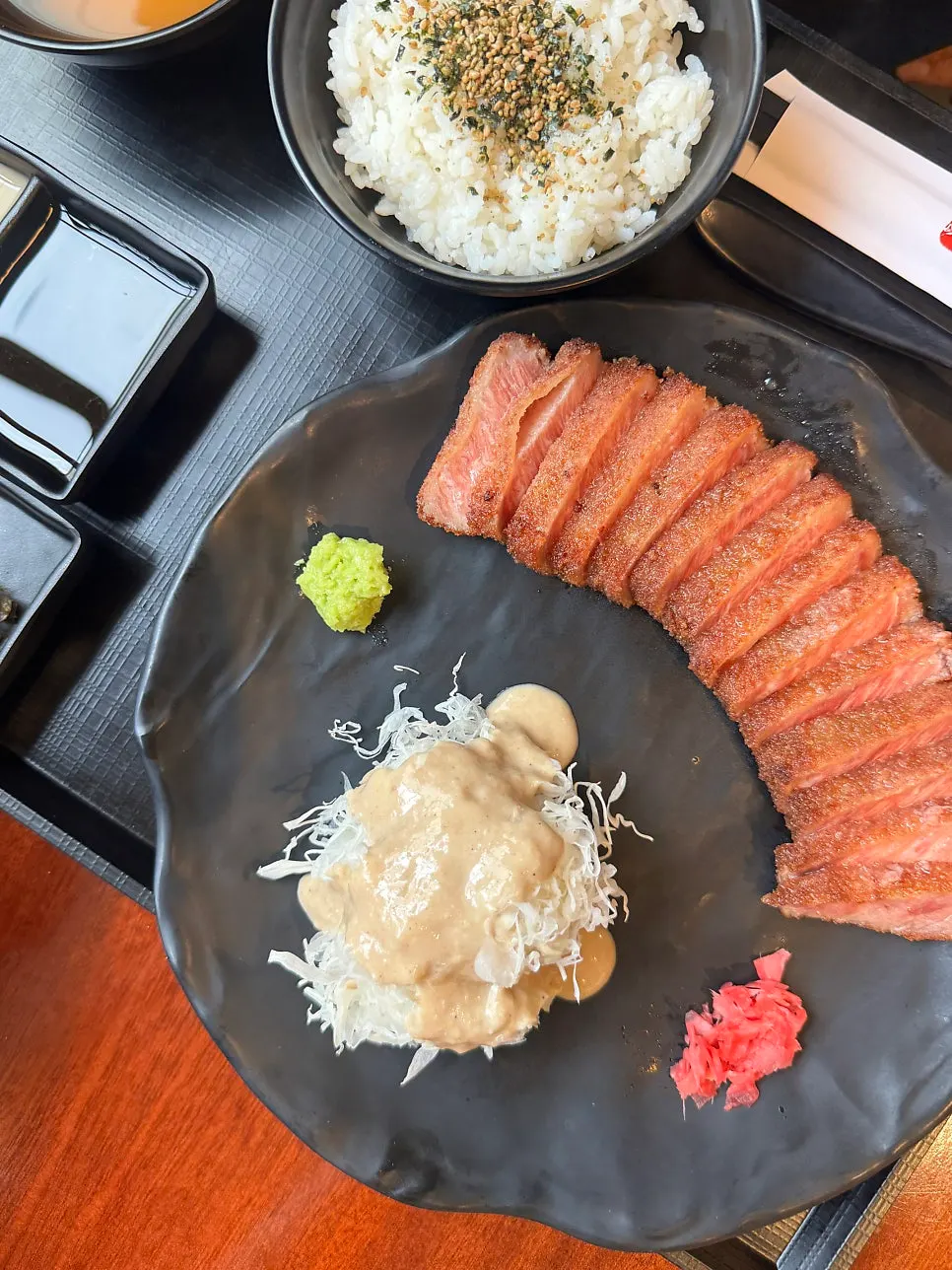 Cross-section of the sirloin gyukatsu