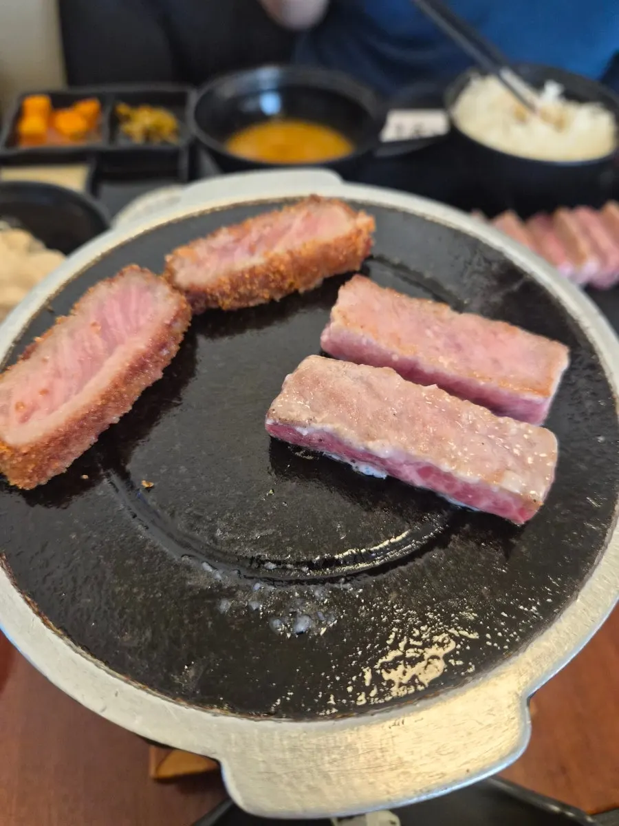 살치살 스테키 정식 한 상