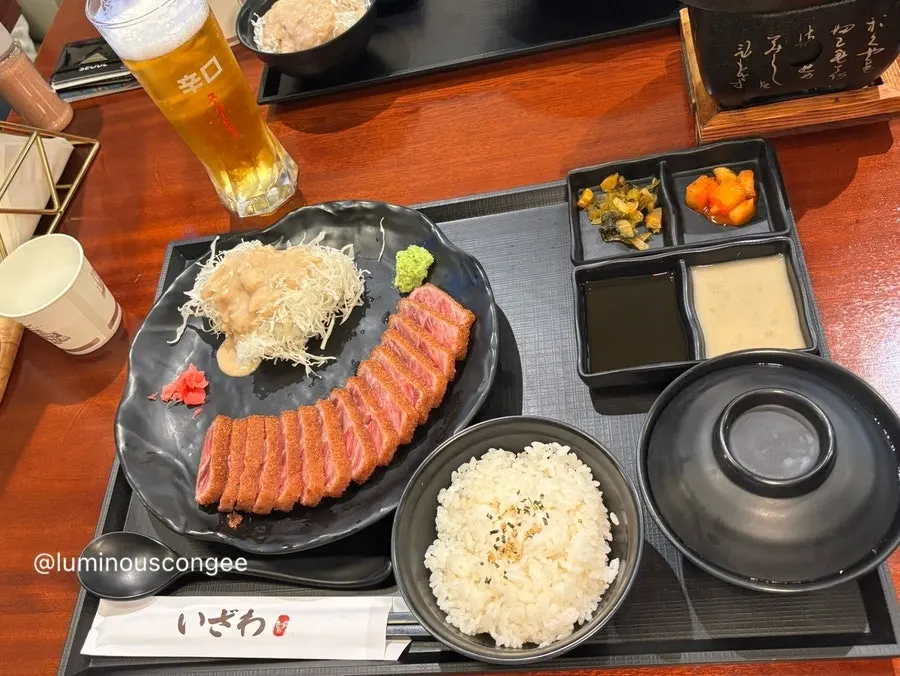규카츠정식·스테키동·카라이라멘·생맥주 전체샷