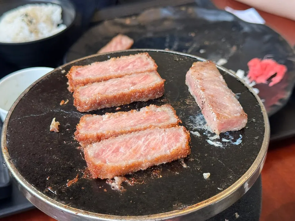 A piece of steki lightly seared on the outside