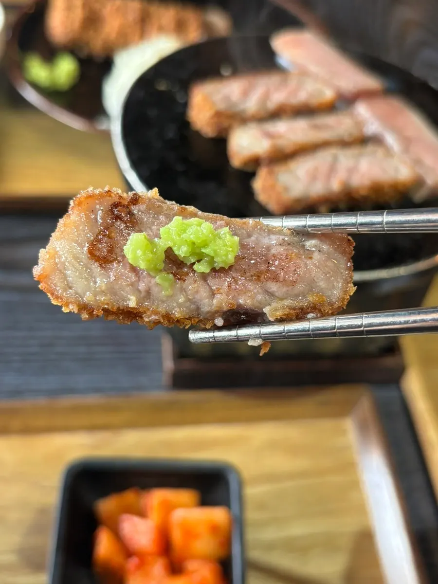 항정살이 수북한 돈토로동