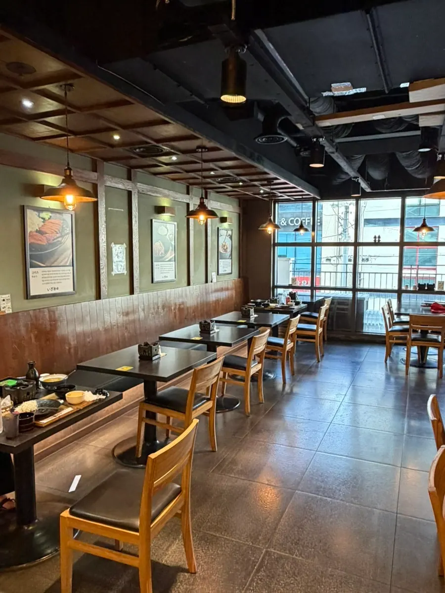 Cozy atmosphere inside the restaurant