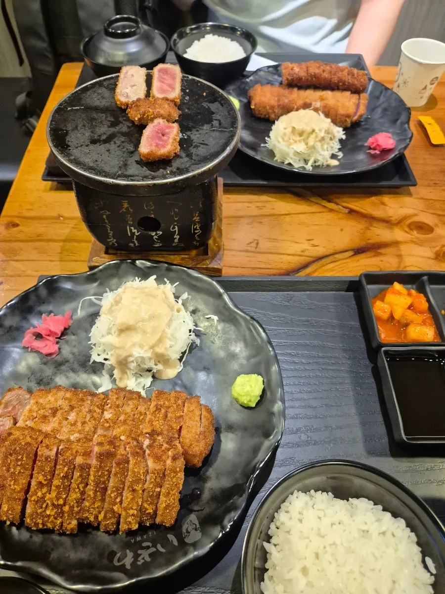 생와사비를 올린 규카츠 한 점