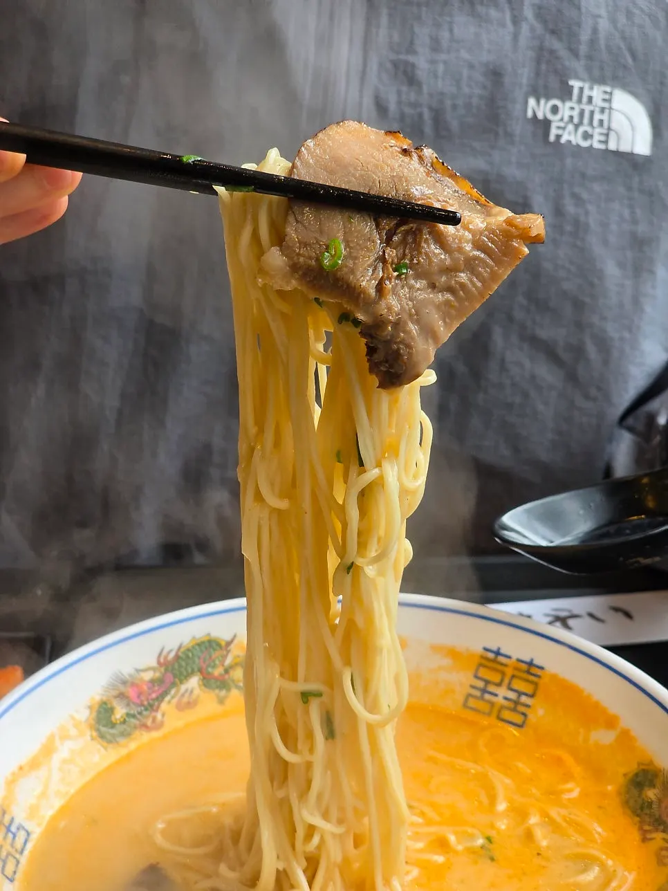 차슈가 올라간 카라이 라멘