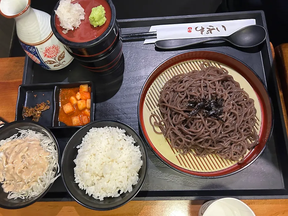 Cool momil noodles served alongside the gyukatsu