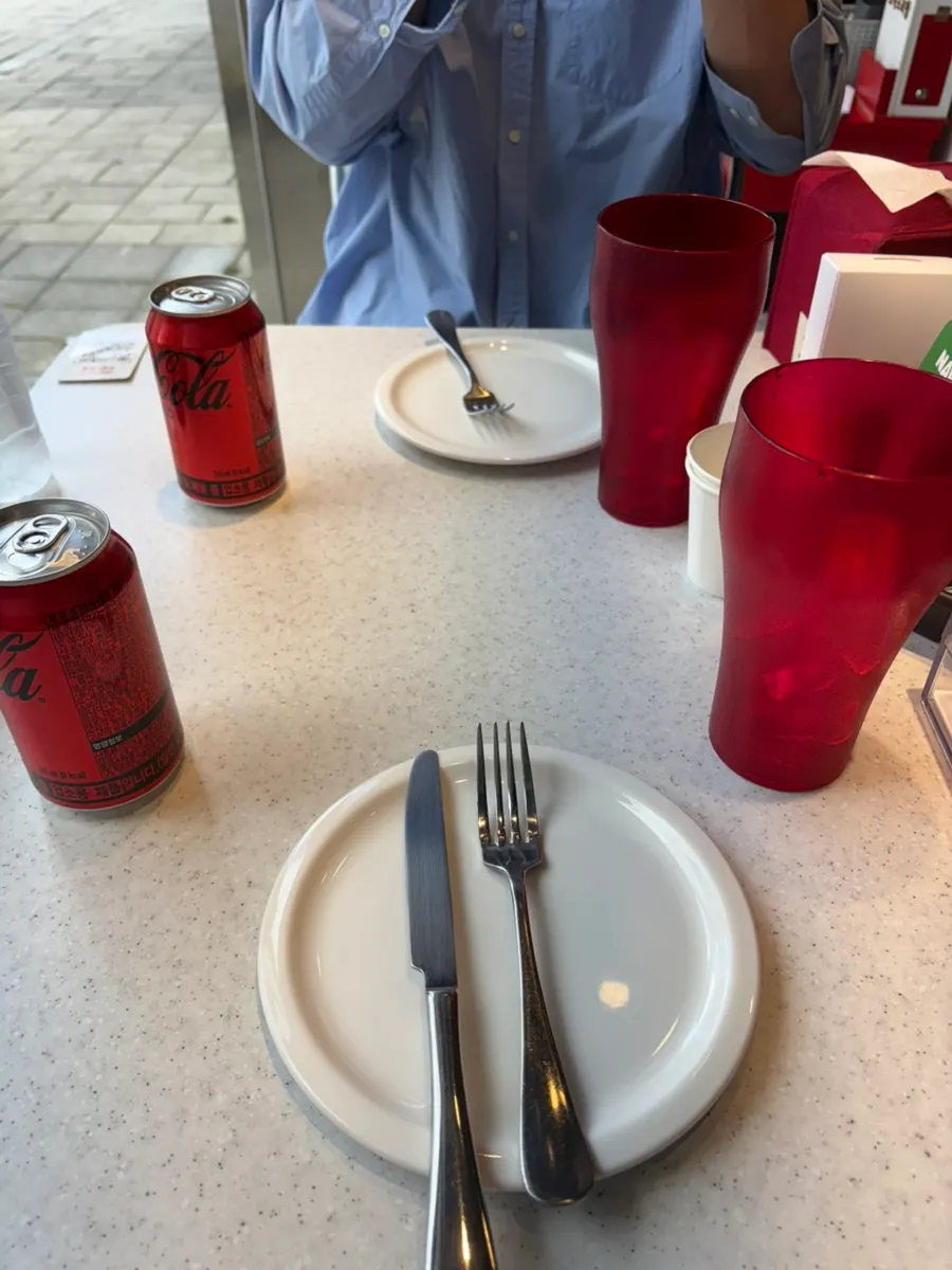 Zero Coke ordered alongside the pizza