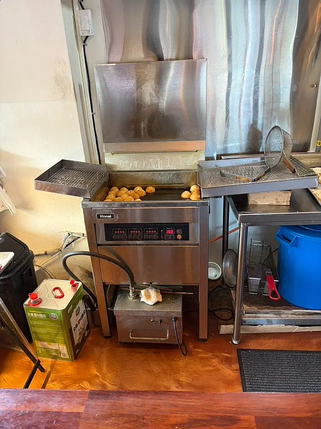 치맥 하기 좋은 야장 분위기 야외 자리