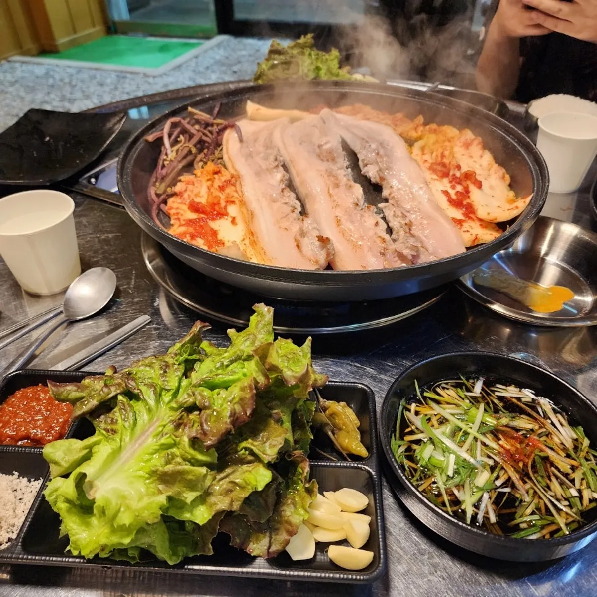 구운 삼겹살 한 점