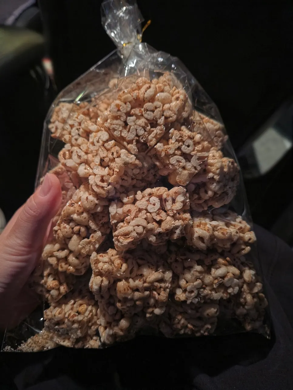 Sweet brittle eaten as a palate cleanser