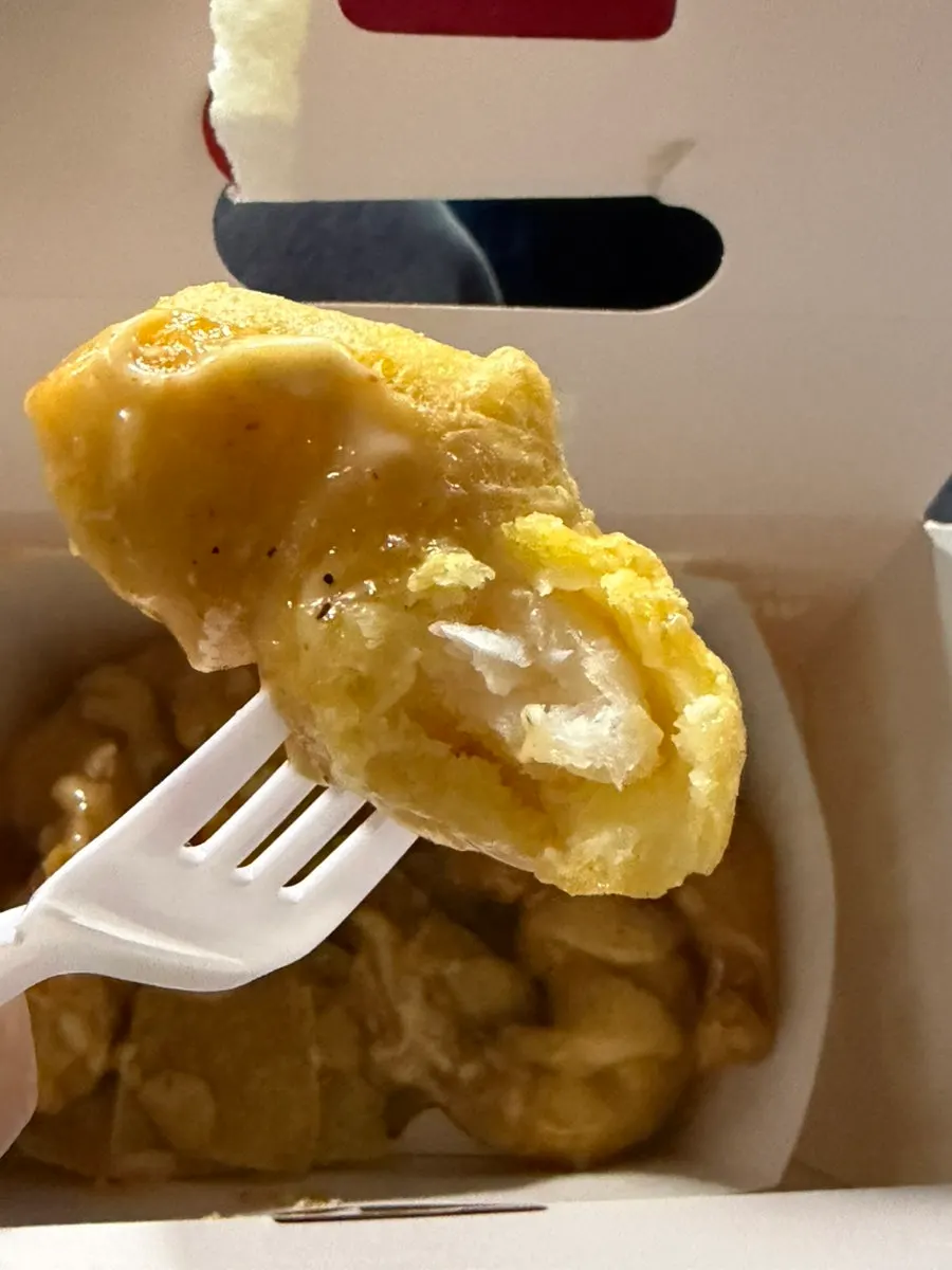 Cream shrimp served with cream sauce