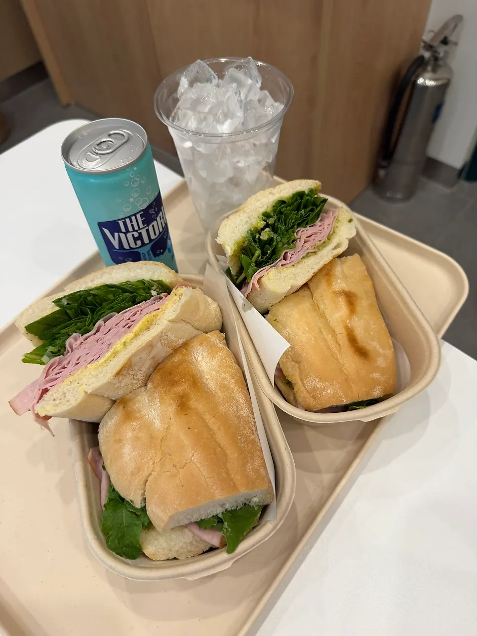 The ordered jambon-beurre sandwiches