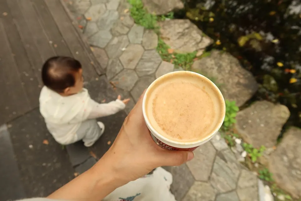 트리지움 상가 카페 라인 풍경