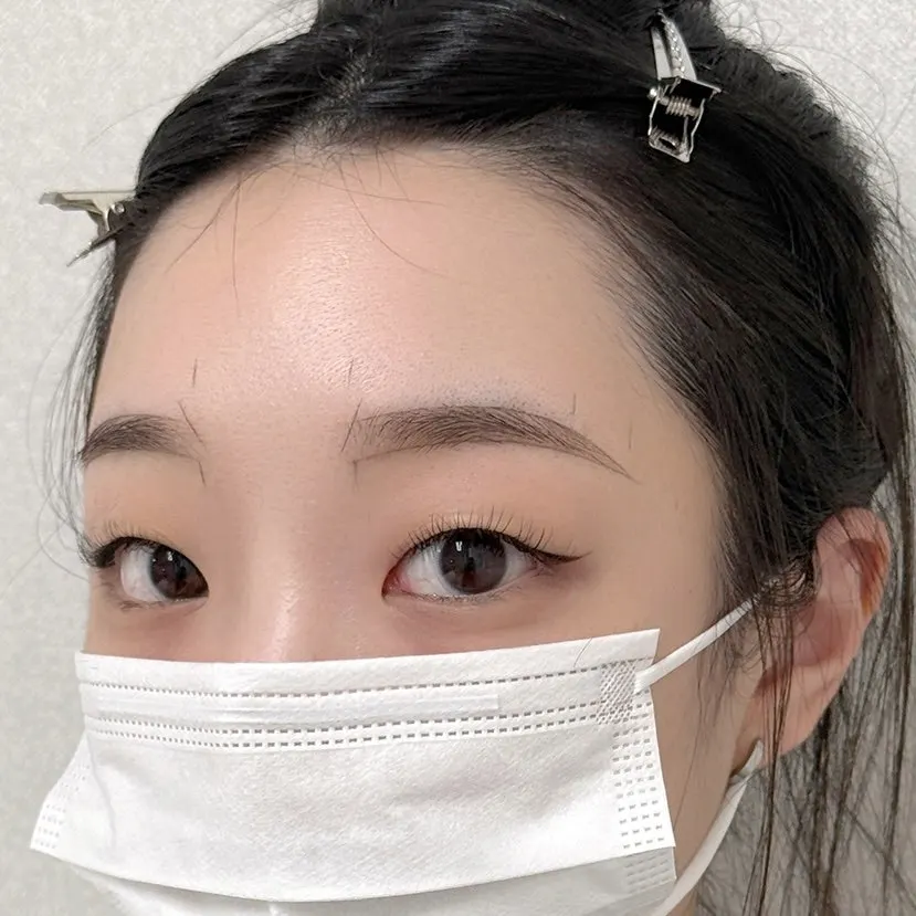 Photo of the treatment space at Mood Moon Brow