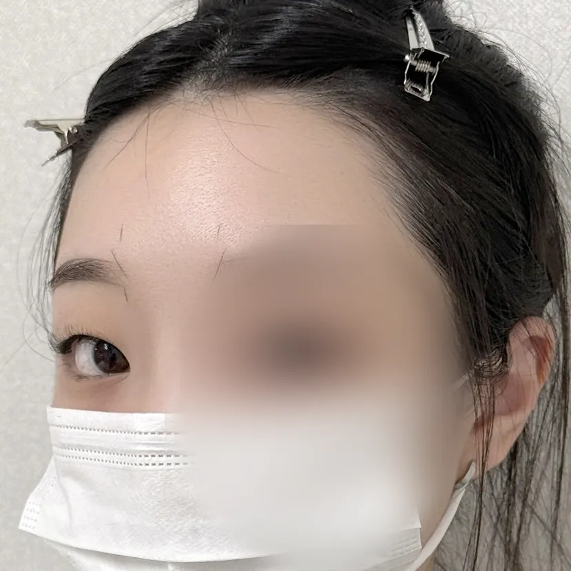 Photo of the treatment space at Mood Moon Brow