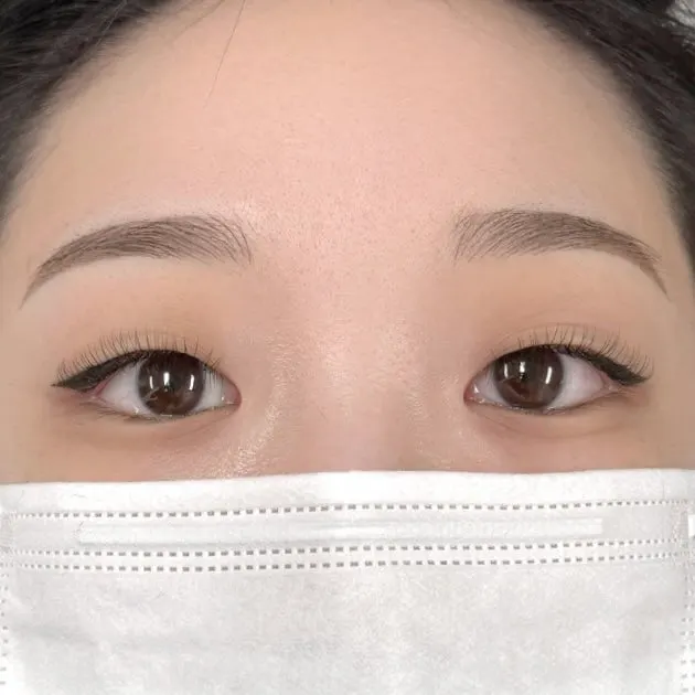 Photo with information about safety-approved pigments