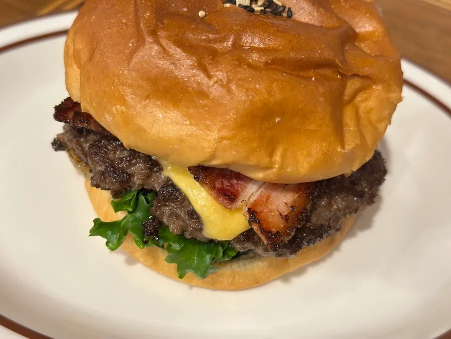 Daily Fix classic burger set