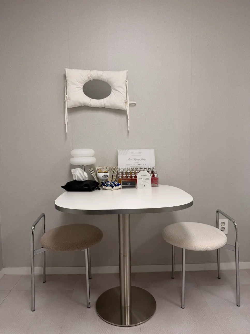 Interior decor and items inside Mood Moon Brow
