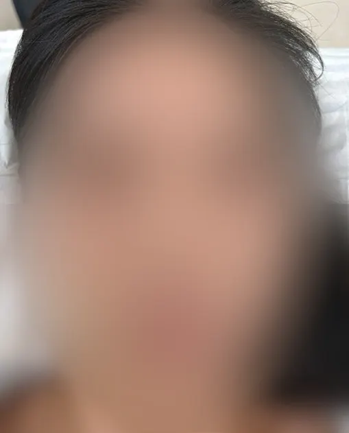 Defined eyes right after flat-lash extensions
