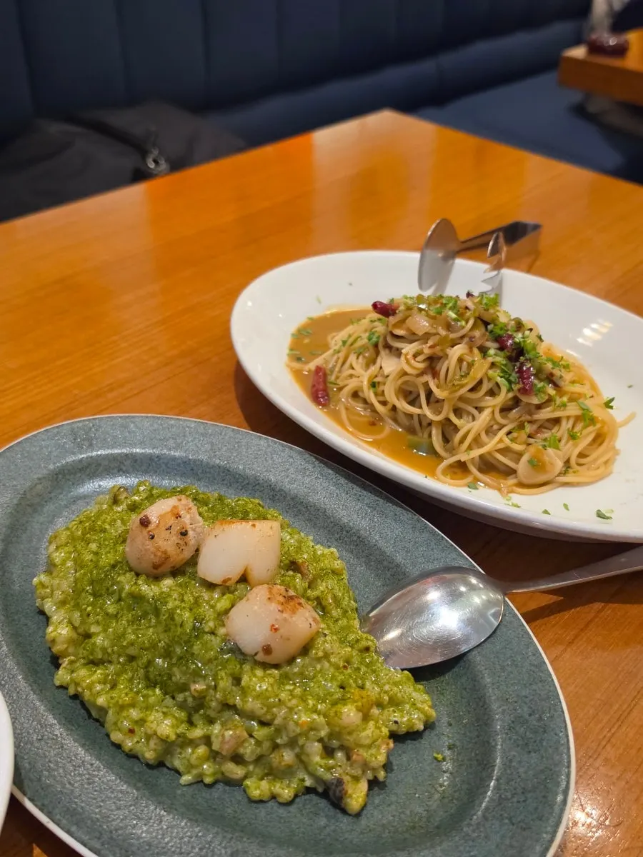Jamsil lunch table with risotto and pasta side by side