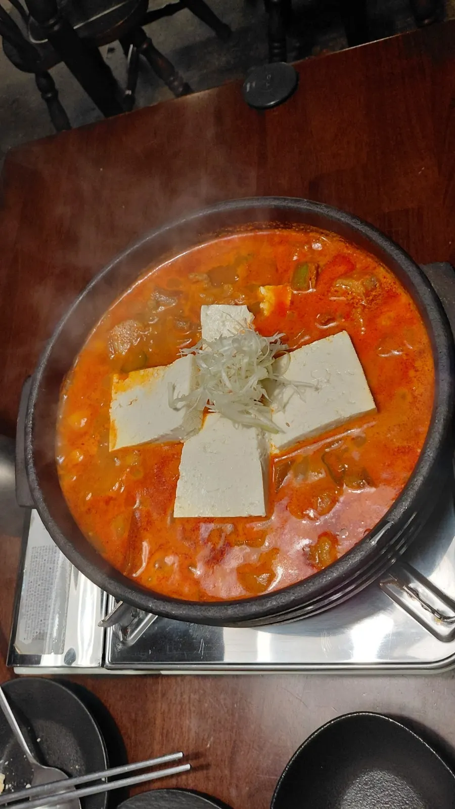 Table sharing Korean dishes