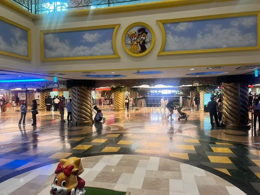 Underground passage leading to Lotte World Adventure in Jamsil