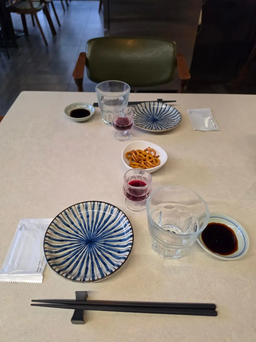 복분자 맛 식전주 한 잔