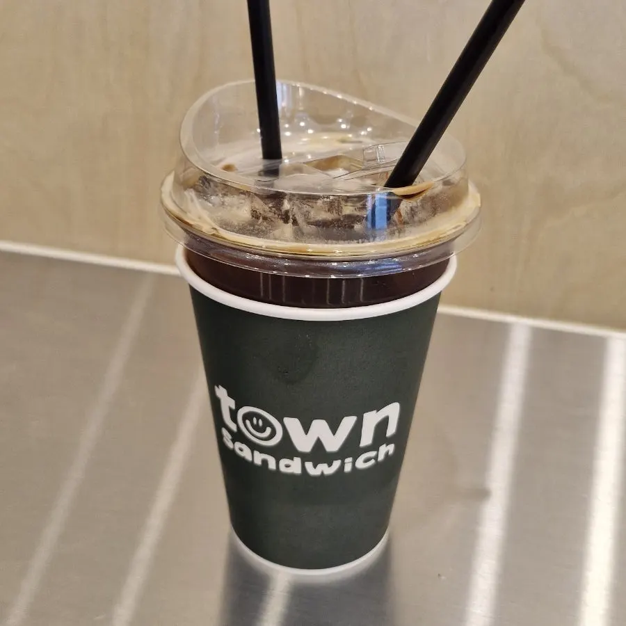 Sandwich and iced americano
