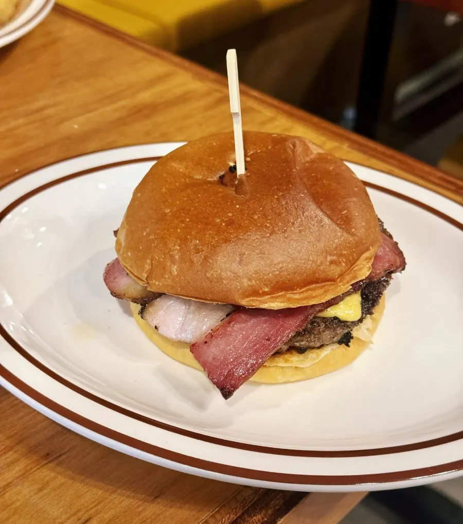 Bacon cheese burger
