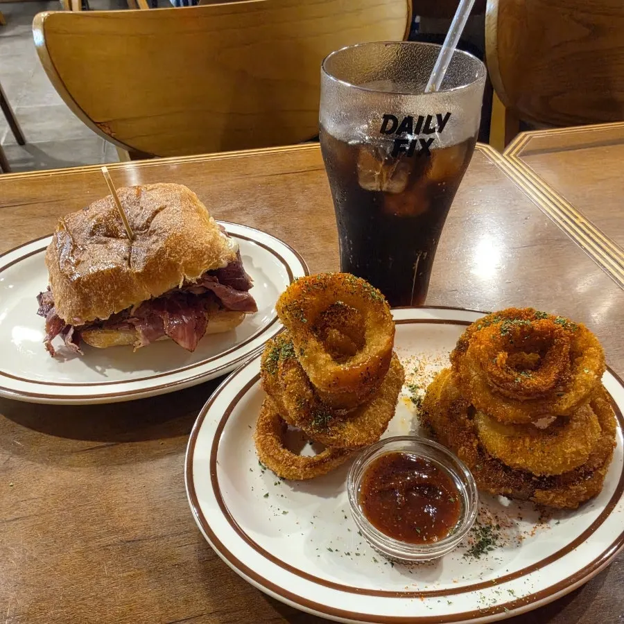 Close-up of crispy fried onion rings