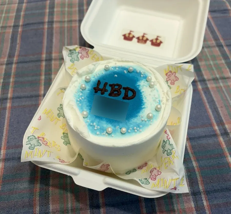 픽업한 도시락 케이크 상자