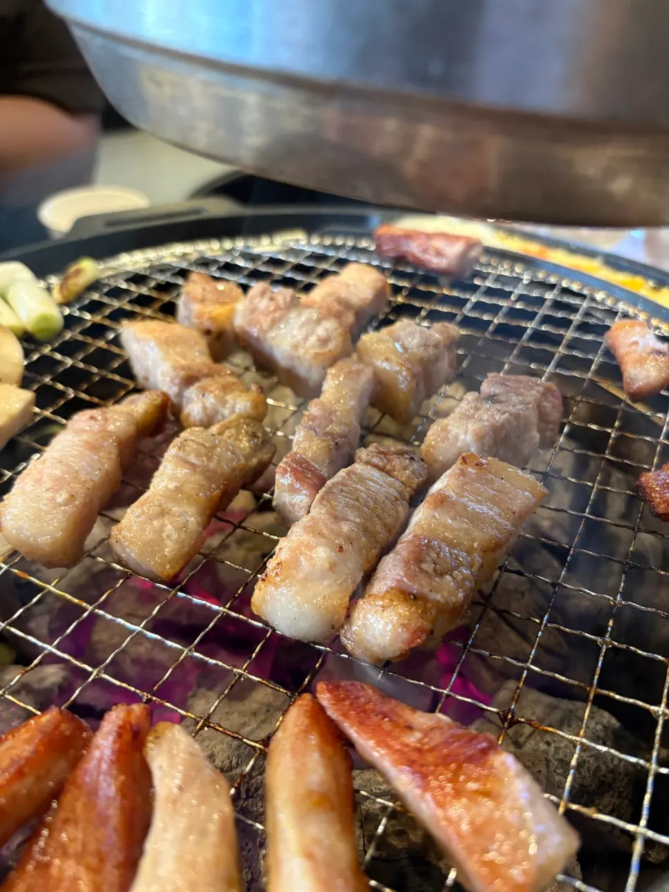Crispy grilled pork jowl