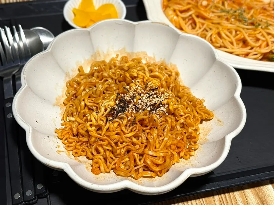 Fire noodles ordered at One Play Jamsil Branch