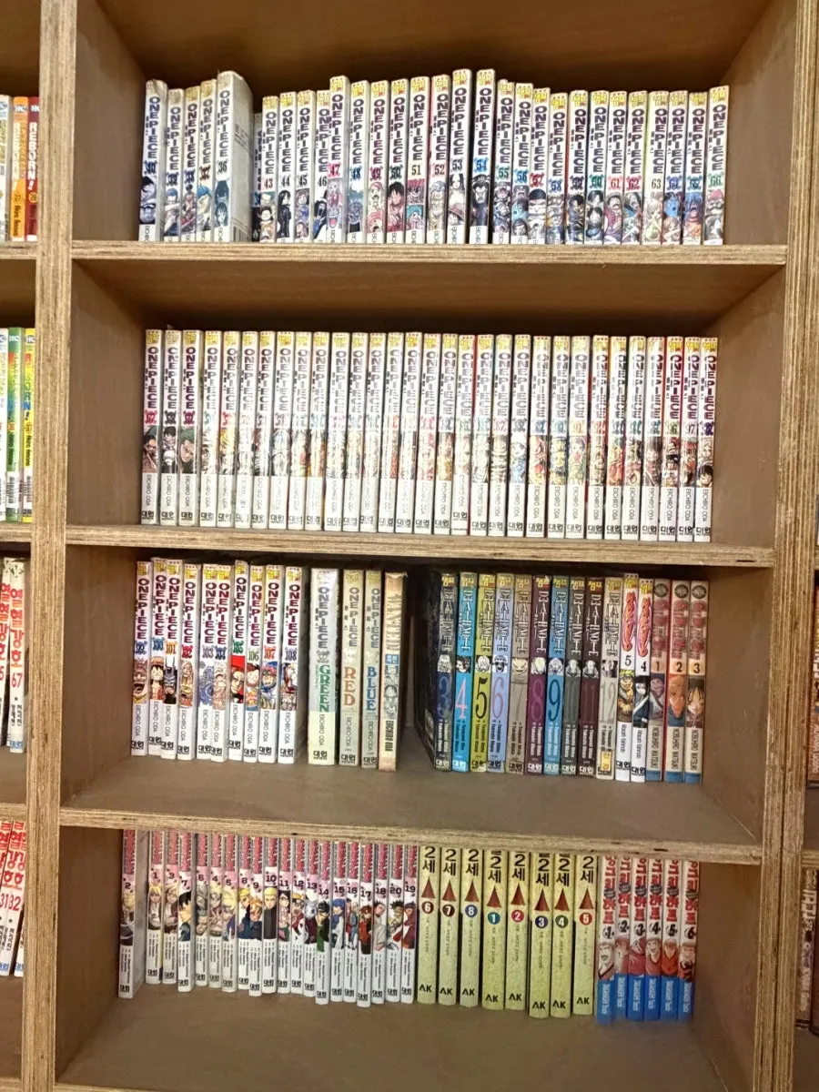 Jamsil comic café OTT room and Death Note at One Play Jamsil Branch