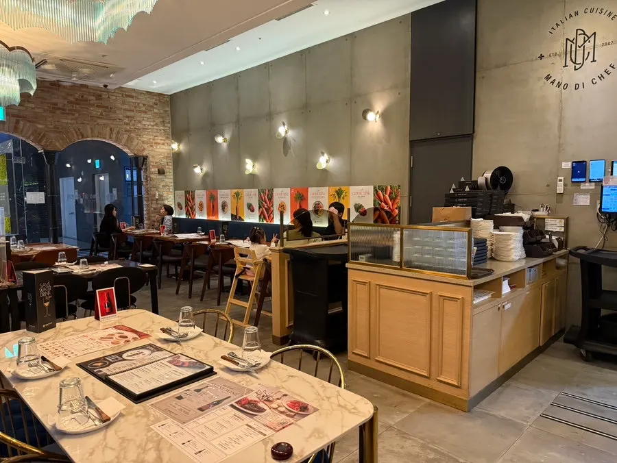 Visit to an Italian restaurant in Jamsil