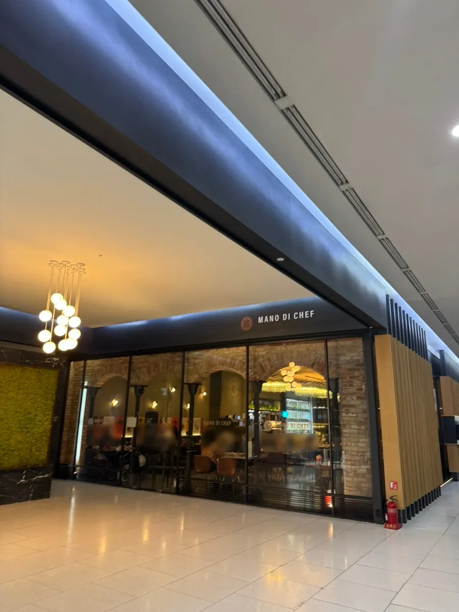 Entrance of Mano di Chef Jamsil Branch