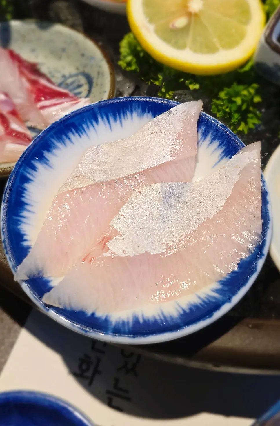 두꺼운 면을 쓴 바지락파스타