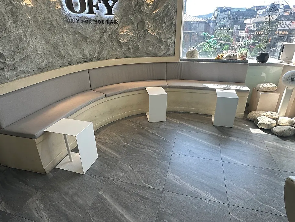 Interior view of Only For You Jamsilsaenae Branch