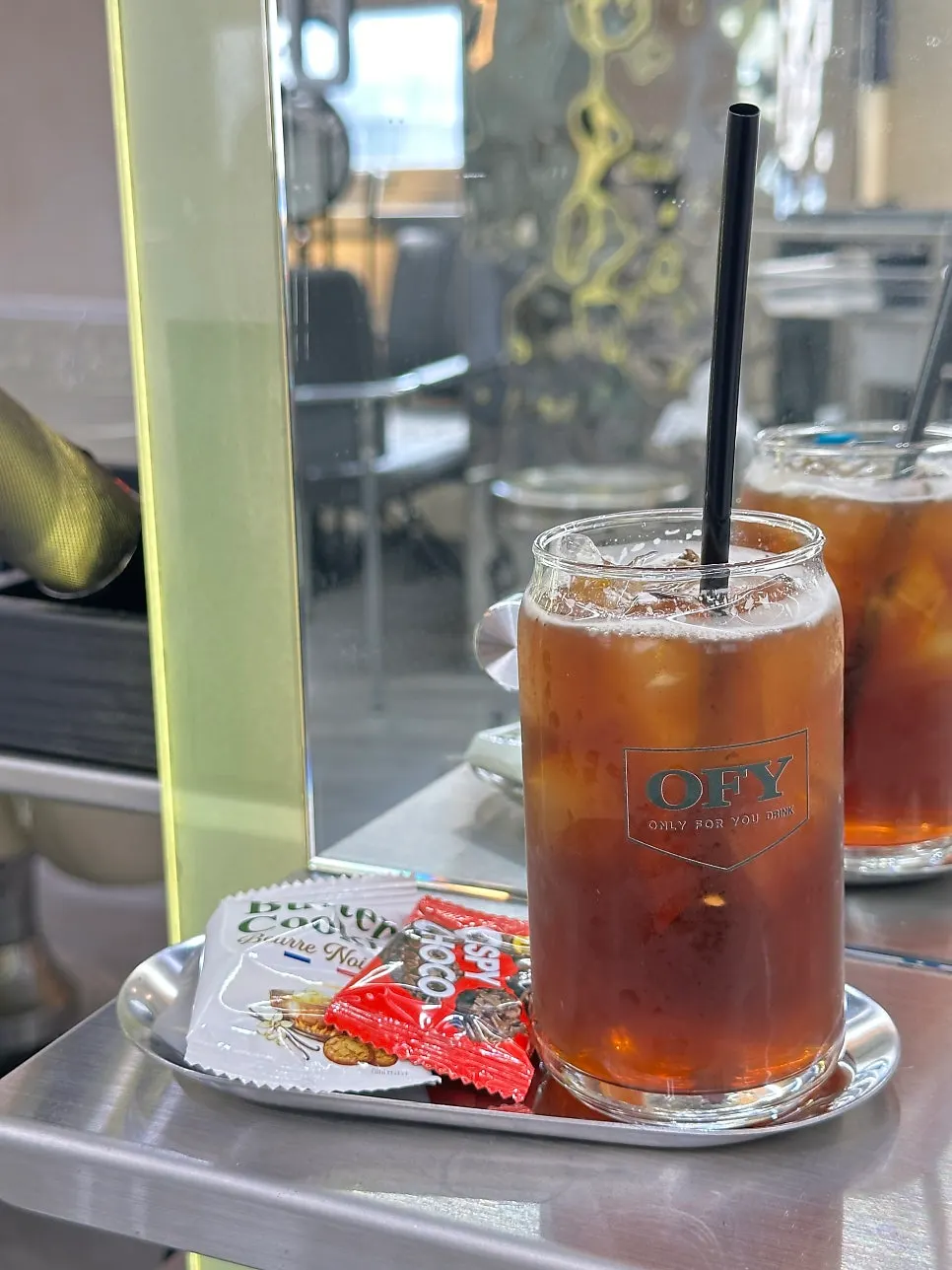 Coffee and snacks served during the dye wait