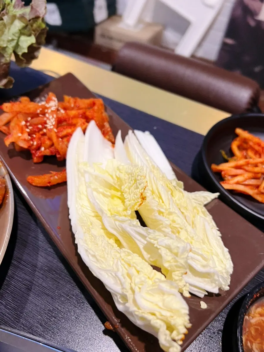 Complimentary tteok-mandu-guk