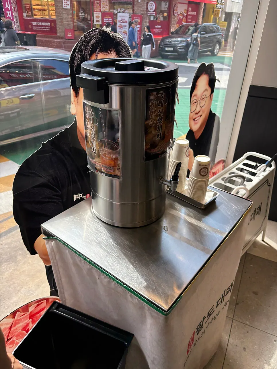 팔도버거용 모닝빵과 전자레인지