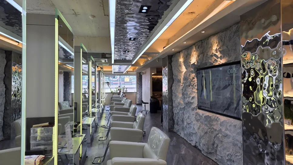 White and gray toned interior of Only For You Jamsilsaenae Branch