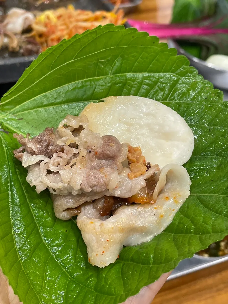 우삼겹 대패와 한돈대패 굽는 모습