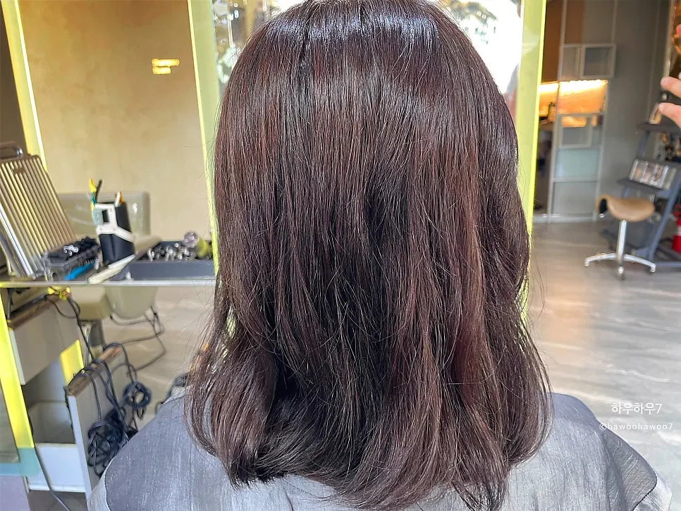 차분해진 다크 가을톤 헤어 색감