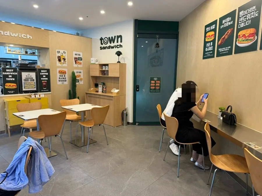 Kiosk ordering screen at Town Sandwich Jamsil Branch