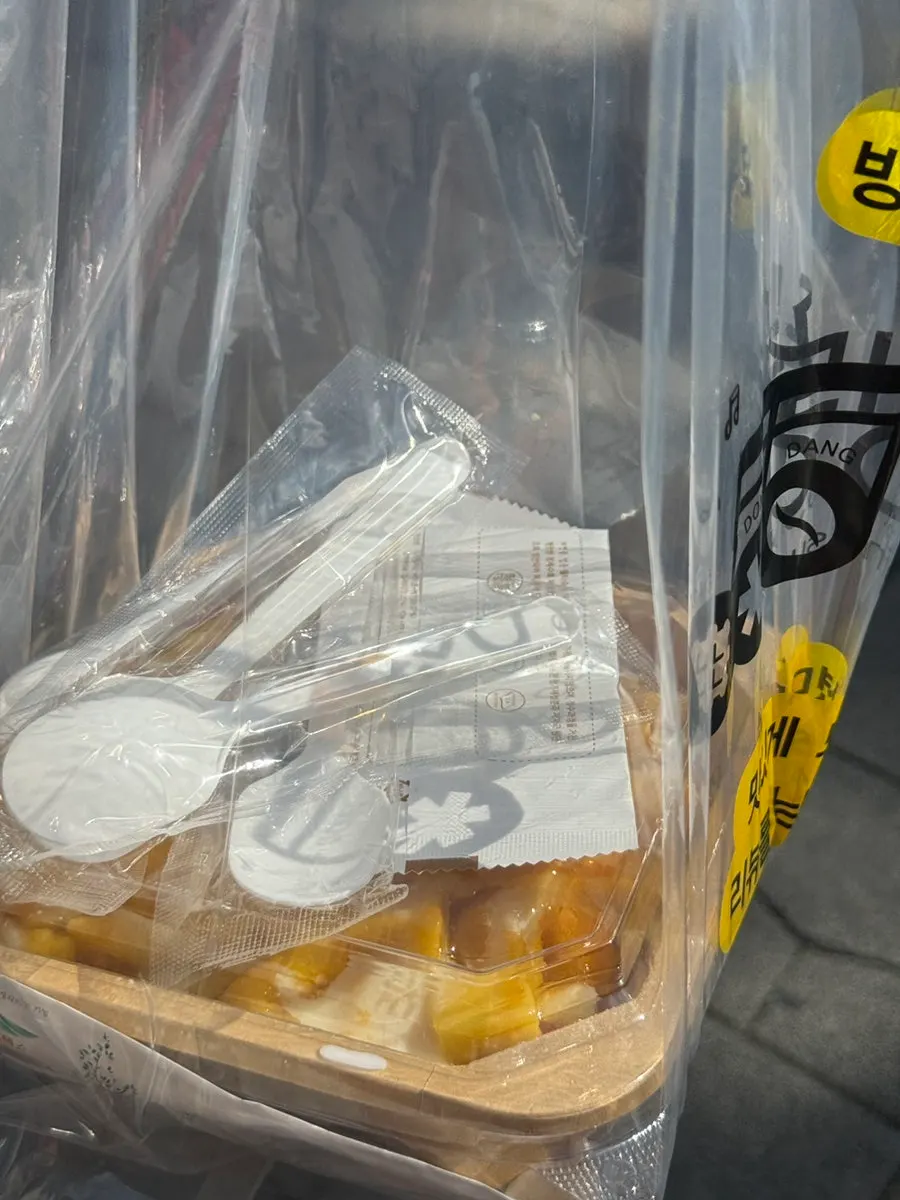 빙동댕 푸드트럭 빙수와 분식 메뉴판