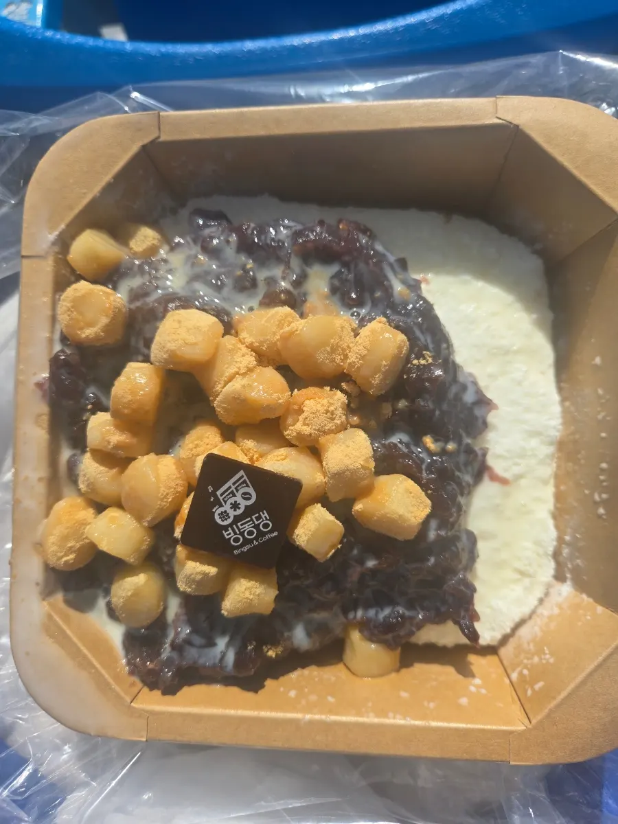 Cup of snow-flake red bean patbingsu, still unmelted