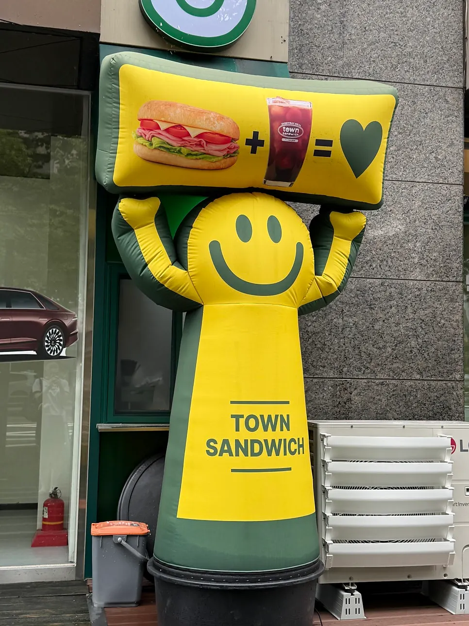 Exterior of Town Sandwich Jamsil Branch near Jamsil Station