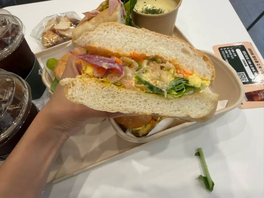 Cross-section of the egg bánh mì and its fillings